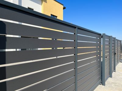 Improve Security and Privacy with Fence Panel Replacement!